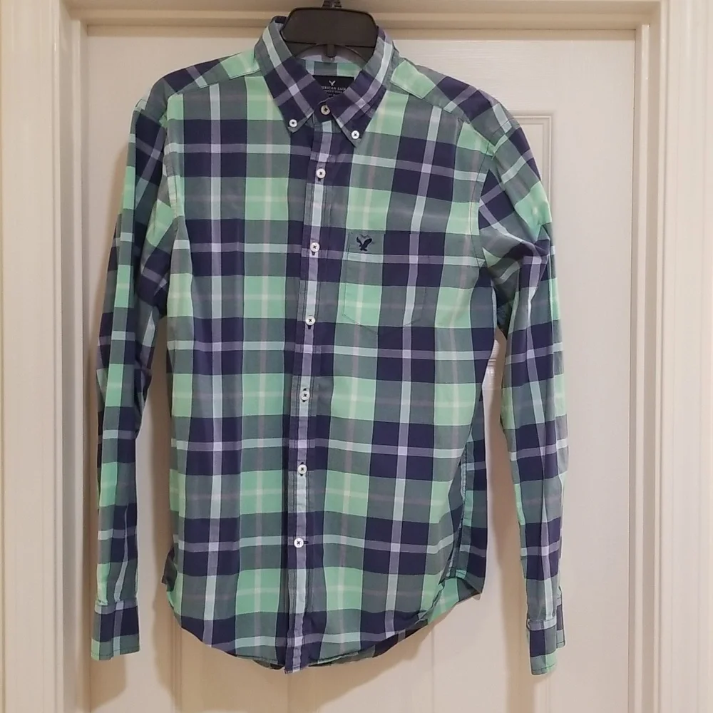 American Eagle Button Down Medium - Picture 1 of 9